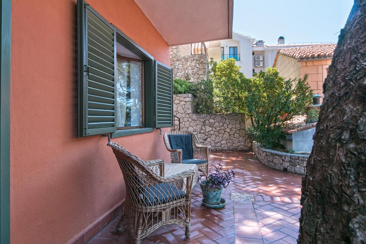 Apartments By The Sea Brela, Makarska - 16950 Kültér fotó