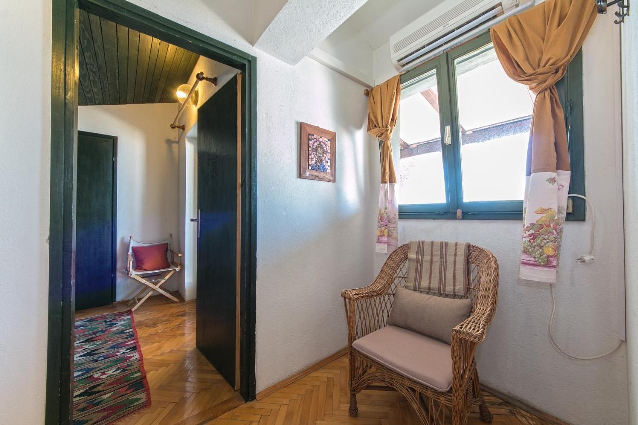 Apartments By The Sea Brela, Makarska - 16950 Kültér fotó